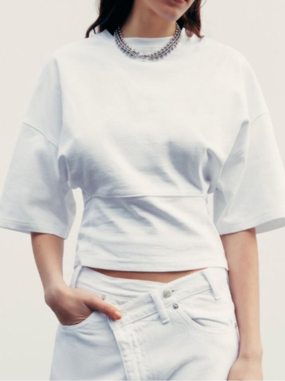Zara White Fitted Waist Tee